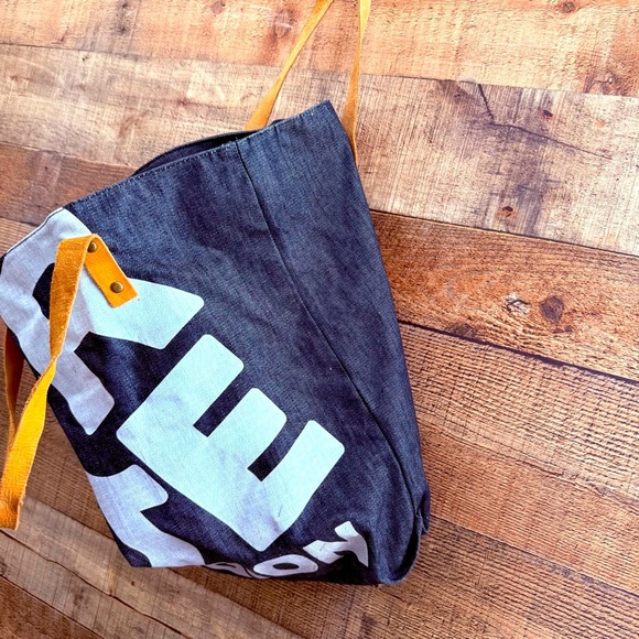 NWOT Unisex True Religion YTruBag Denim Tote Bag with Leather Handles - Picture 4 of 6